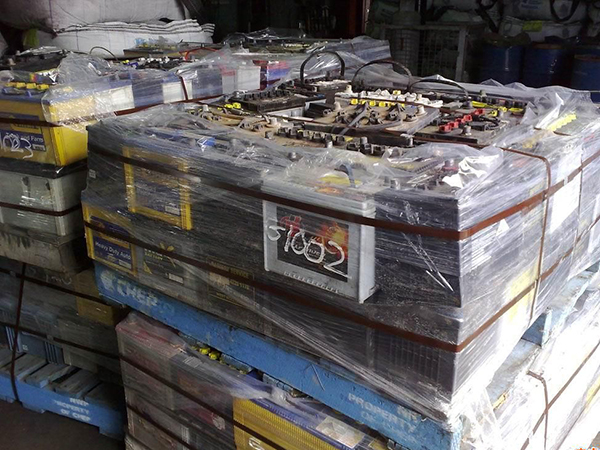 废旧电瓶回收