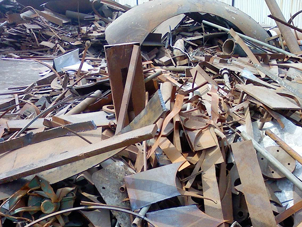 废铁回收